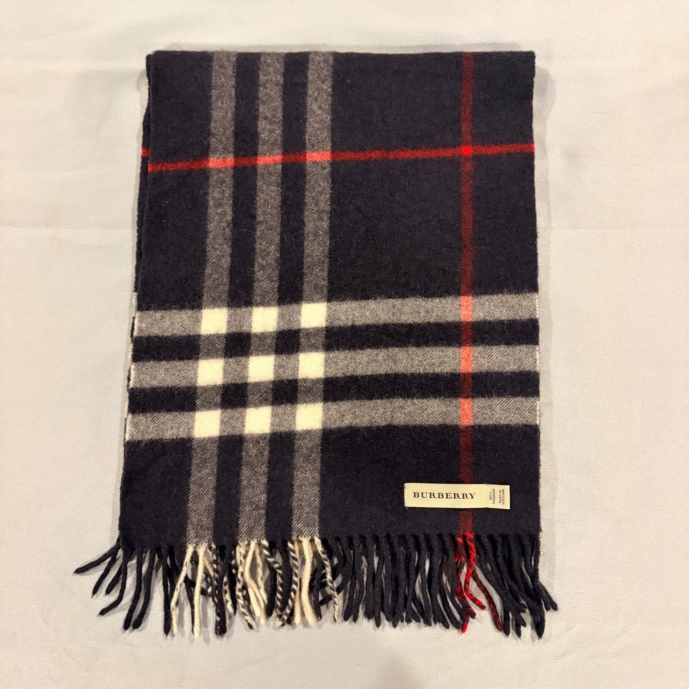 Burberry Cashmere Scarf Navy Blue Check Made in Scotland 168x30cm Fringed Luxury